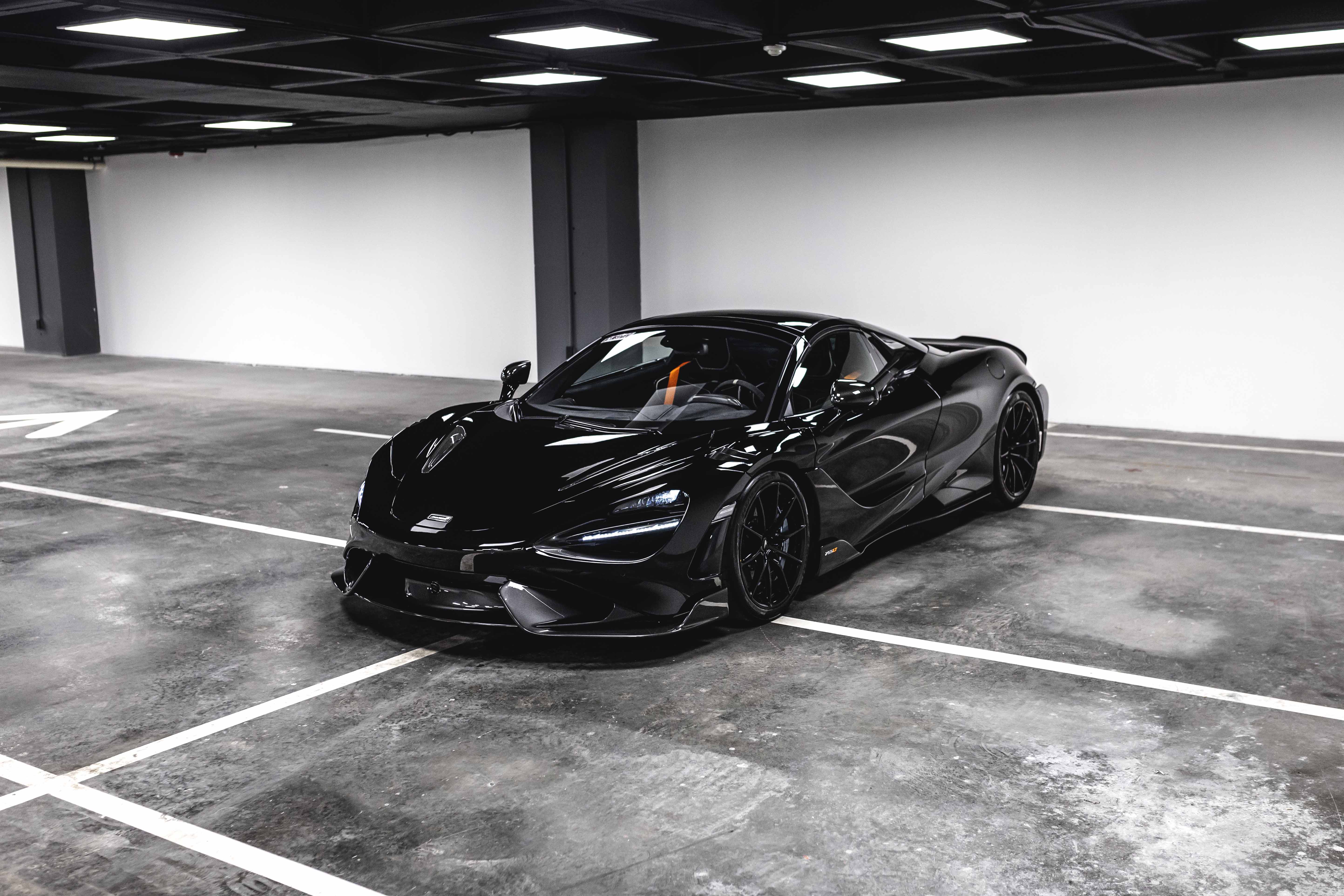 765LT Spider
